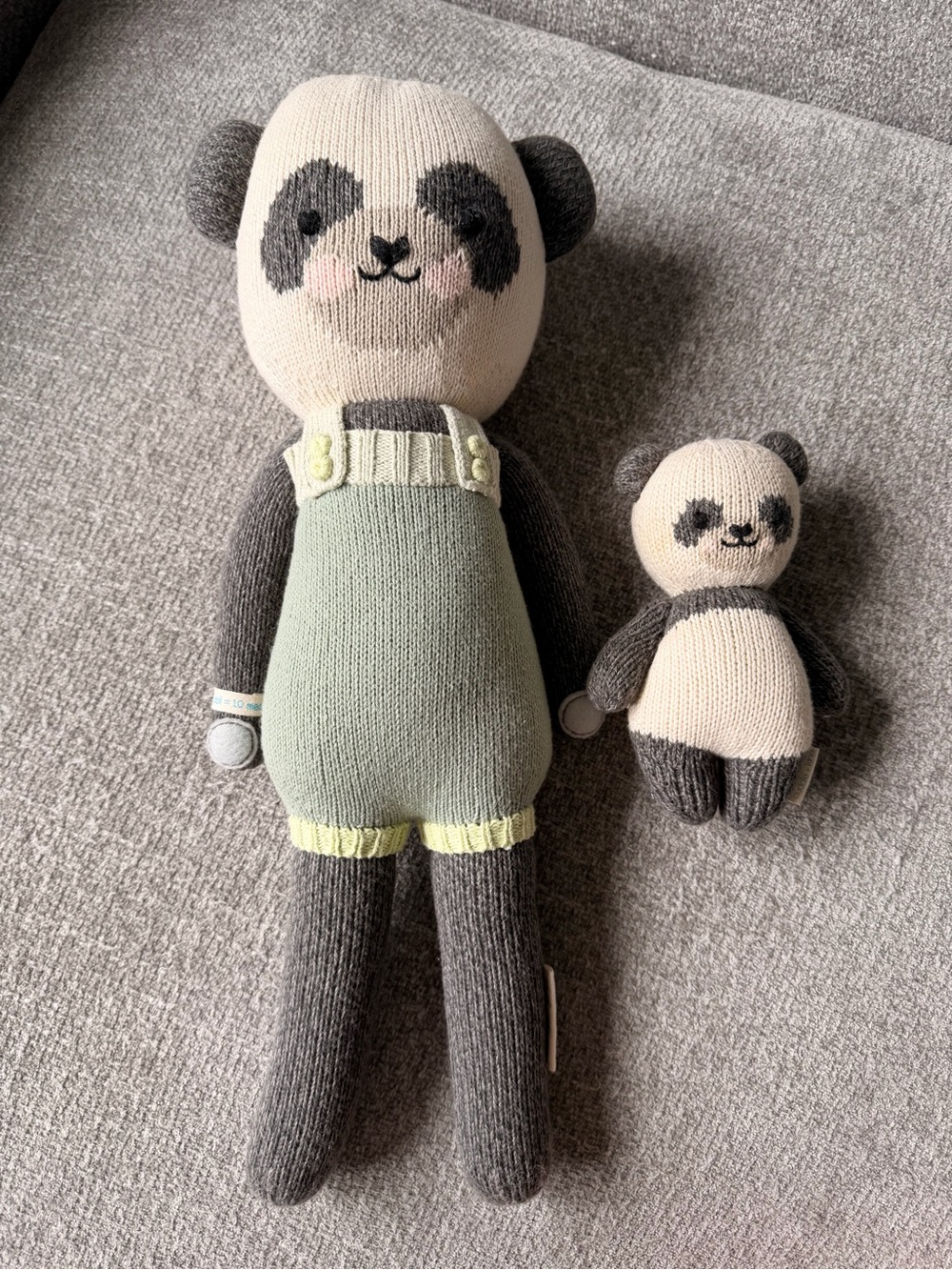 Cuddle + Kind large and small panda
